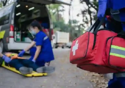 Critical Incident First Aid Skills: Swift Workplace Care